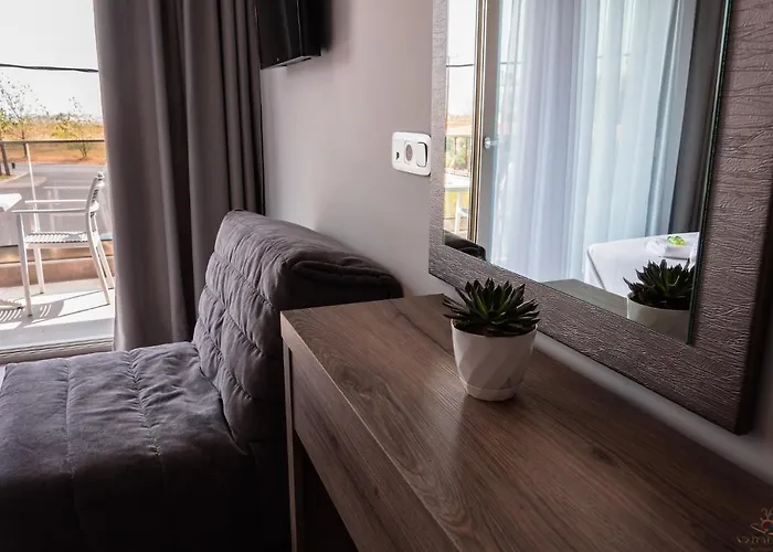 Aparthotel Golden Olympus 4*